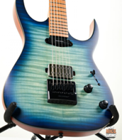 Very Nice Guitars Summer Giveaway prize ilustration