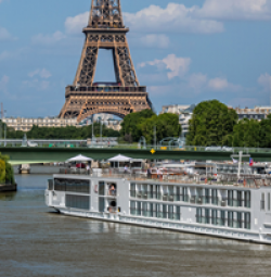 Paris River Voyage & Highclere Castle Swe prize ilustration