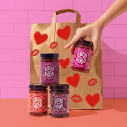 Spread the Love Bundle Giveaway prize ilustration