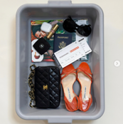 Poshmark Summer Trip Sweepstakes prize ilustration